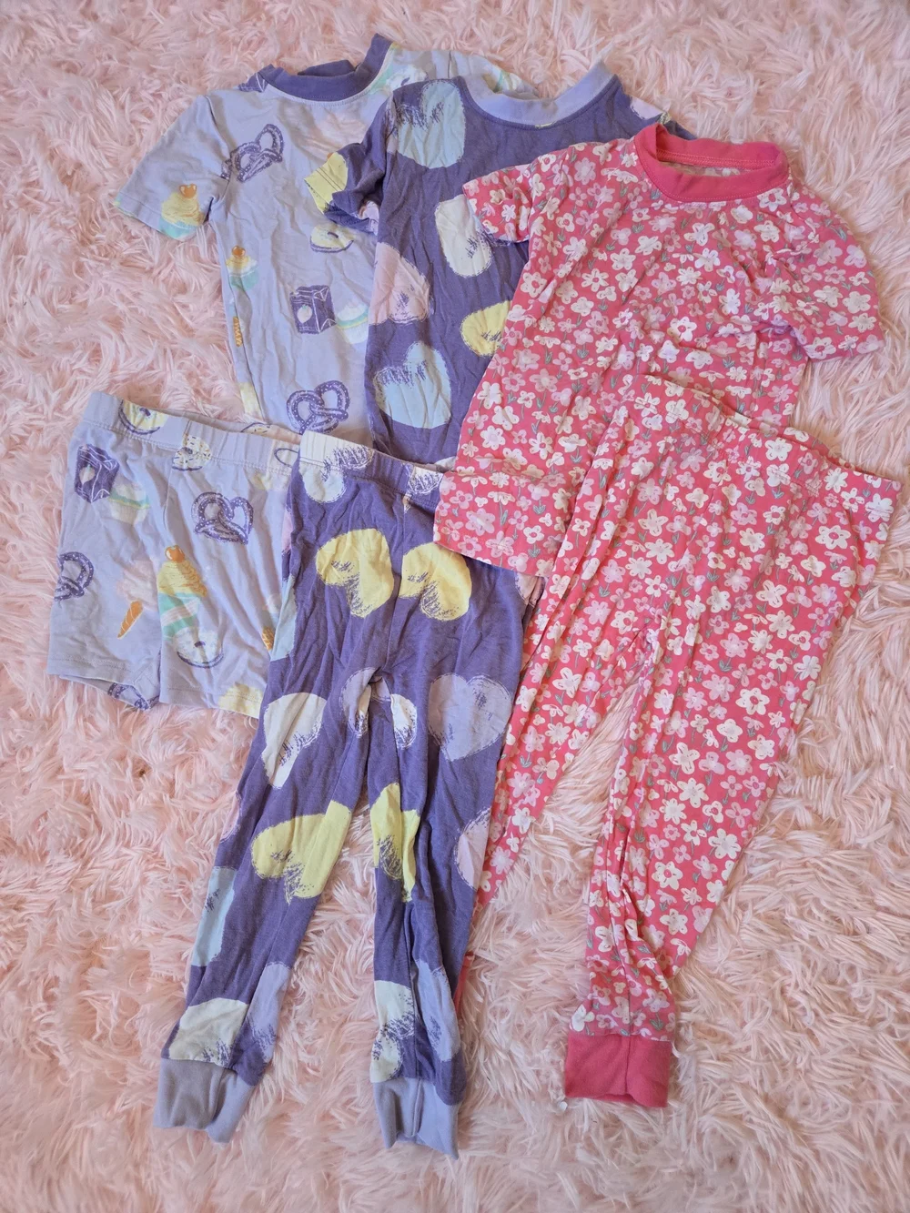 Girls' 3 Pairs Of Jammies
